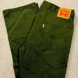 Levi's Men's 514 Straight Fit Jeans 👖 Color green